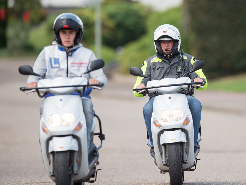 Scooter Rijbewijs in 1 Dag Kosten